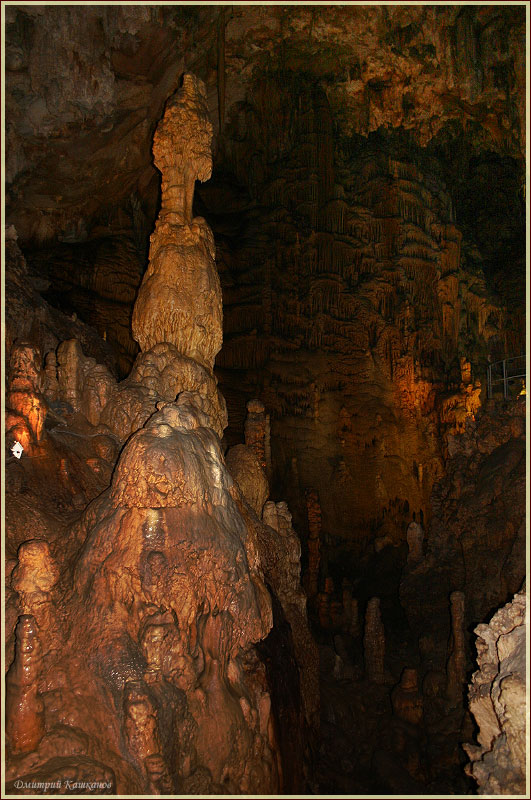 фотографии пещер. съемка с длинными выдержками. Пещера Эмине Баир Хосар. Зал идолов