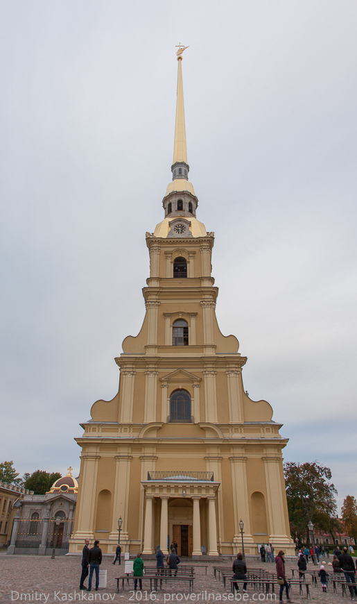 Колокольня Петропавловского собора. Санкт-Петербург. Фото