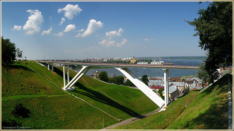 Фото Нижнего Новгорода. Пешеходный мостик. Панорама высокого разрешения