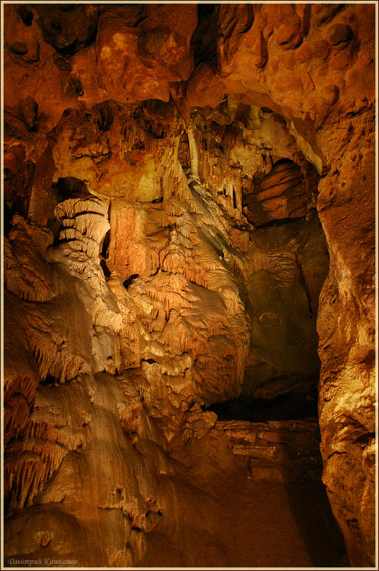 Залы подземных дворцов. Пещера Эмине Баир Хосар. Фото пещер